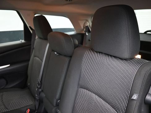Used 2020 Dodge Journey SE w/ SE Popular Equipment Group FWD image 12