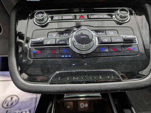 Used 2022 Lincoln Corsair AWD w/ Premium Package image 31