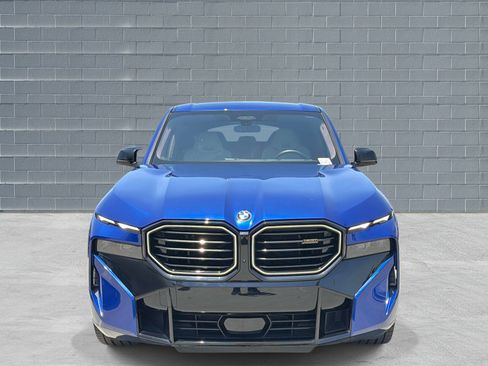 Used 2023 BMW XM AWD/4WD image 2