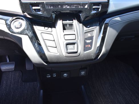 New 2026 Honda Odyssey Touring image 22