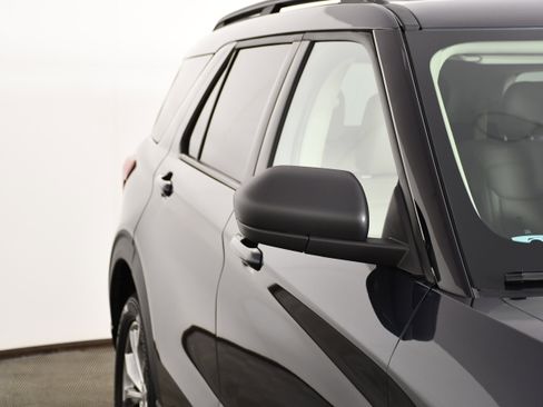 Used 2022 Ford Explorer XLT w/ Equipment Group 202A image 14