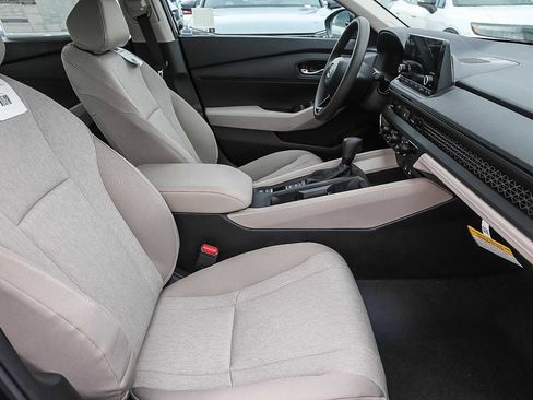 New 2025 Honda Accord LX image 17