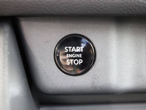 Certified 2026 Nissan Rogue SV FWD image 12