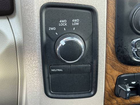 Used 2018 RAM 2500 Longhorn w/ Longhorn Southfork Package image 23