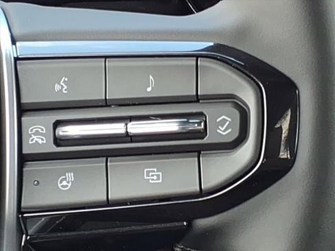 New 2026 Chevrolet Colorado ZR2 w/ Technology Package image 22