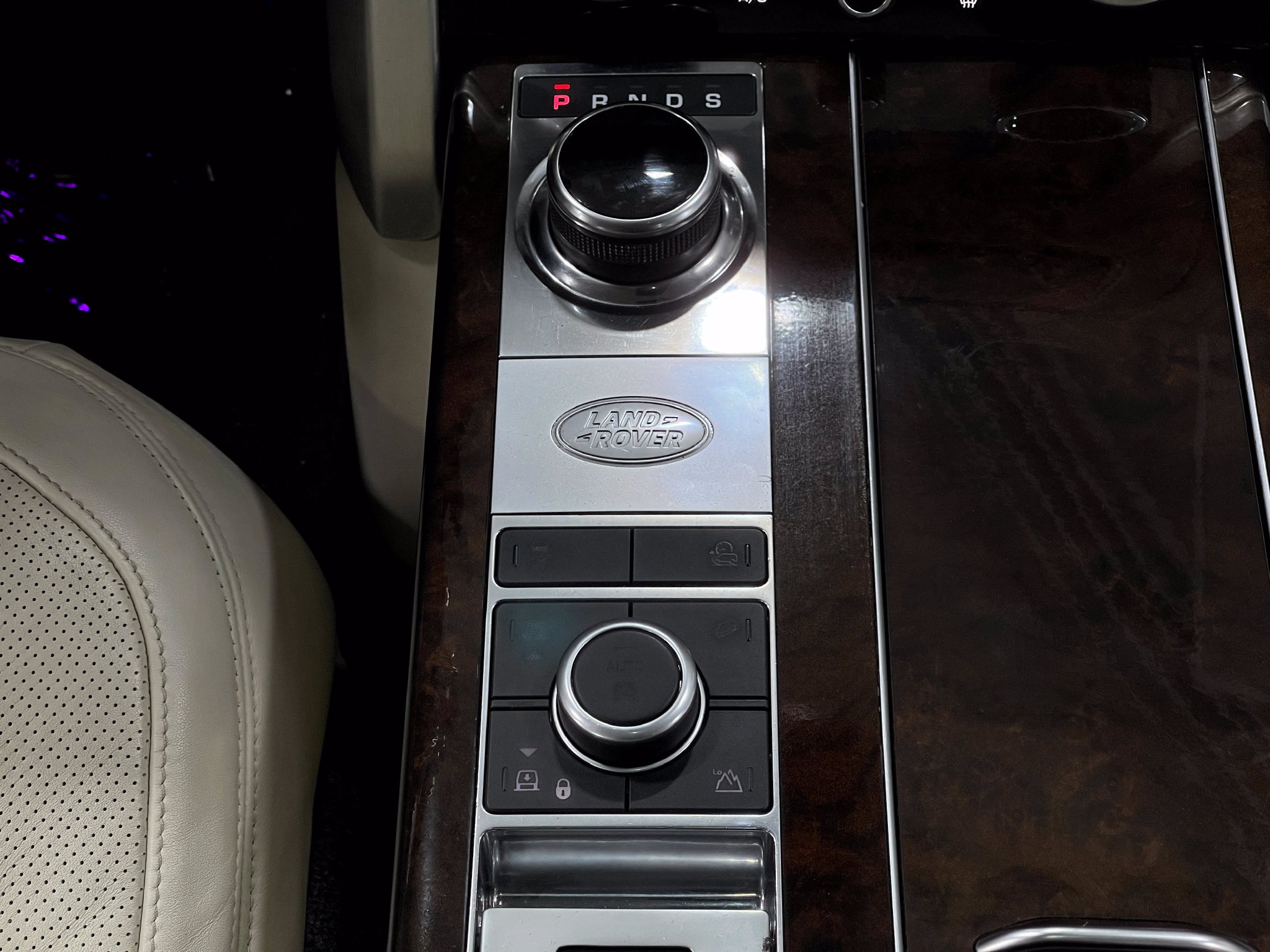 Used 2018 Land Rover Range Rover Supercharged AWD/4WD image 29