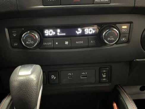 Used 2023 Nissan Frontier PRO-4X w/ Pro Convenience Package image 19