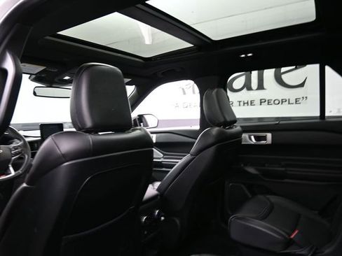 Used 2020 Ford Explorer ST w/ ST Street Pack image 26