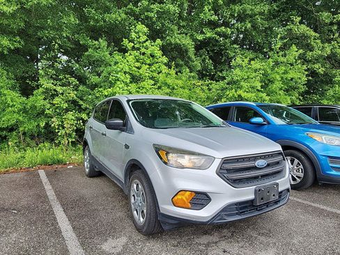 Used 2019 Ford Escape S FWD image 6