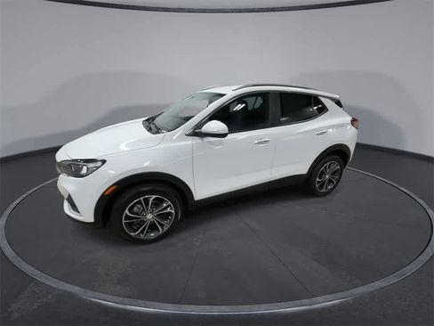 Used 2023 Buick Encore GX Select image 4