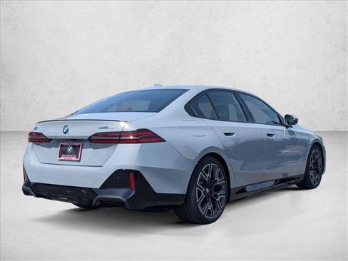 New 2026 BMW i5 eDrive40 w/ M Sport Package RWD image 2