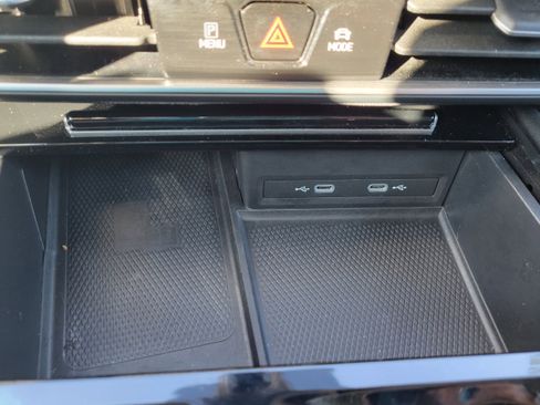 Used 2024 Volkswagen Atlas SEL image 21