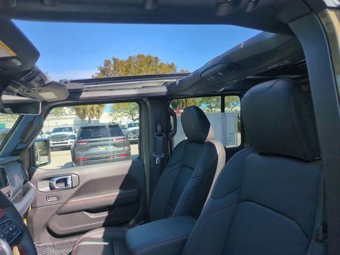 New 2026 Jeep Wrangler Unlimited Rubicon 392 w/ Quick Order Package 27X Moab AWD/4WD image 23
