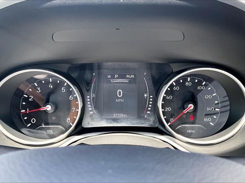 Used 2020 Jeep Compass Latitude AWD/4WD image 26