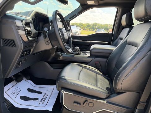 Used 2024 Ford F150 Lariat AWD/4WD image 16