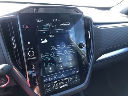 Used 2025 Subaru Forester Premium image 20