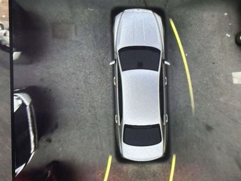 Used 2020 Genesis G90 3.3T Premium image 28