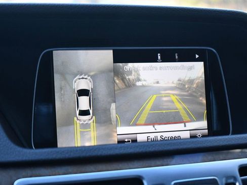 Used 2014 Mercedes-Benz E 550 4MATIC Sedan image 41