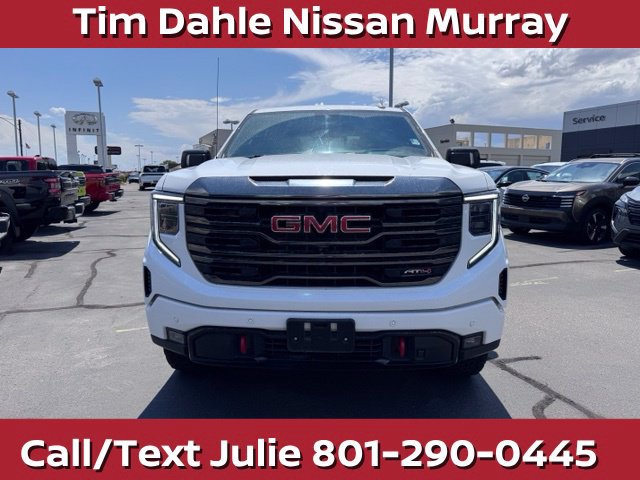Used 2023 GMC Sierra 1500 AT4 w/ Technology Package AWD/4WD image 3