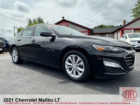 Used 2021 Chevrolet Malibu LT image 1