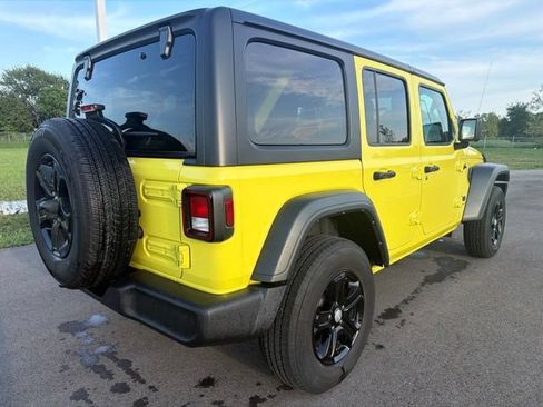 Used 2023 Jeep Wrangler Unlimited Sport AWD/4WD image 6