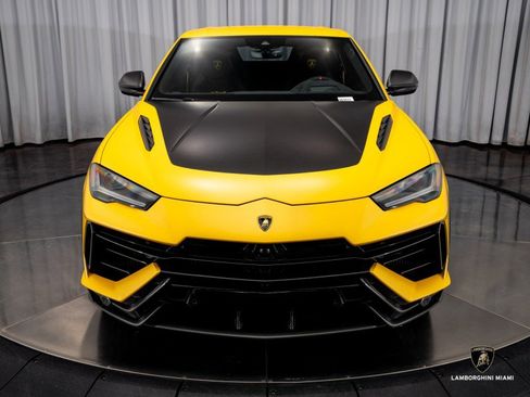 Used 2024 Lamborghini Urus Performante image 7