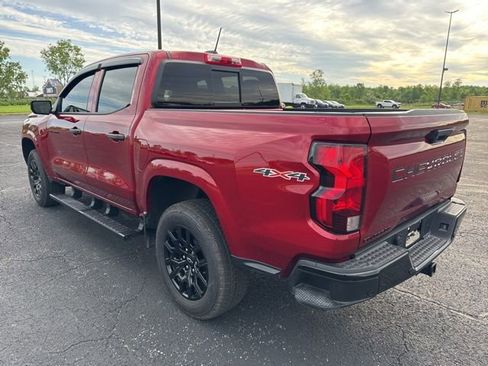 Used 2026 Chevrolet Colorado W/T AWD/4WD image 6