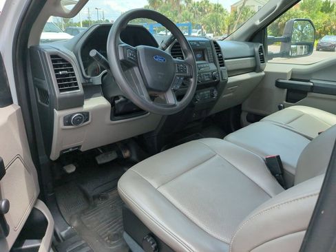 Used 2021 Ford F550 4x4 Regular Cab Super Duty image 12