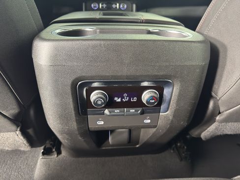 Used 2023 Chevrolet Tahoe RST AWD/4WD image 35