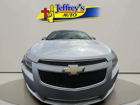 Used 2013 Chevrolet Cruze LT image 6