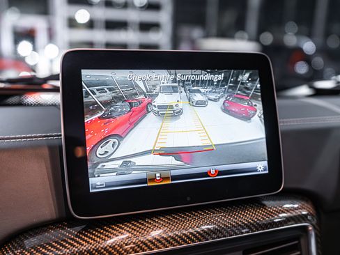 Used 2018 Mercedes-Benz G 550 Squared image 15