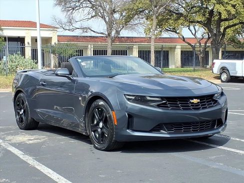 Used 2021 Chevrolet Camaro LT image 2