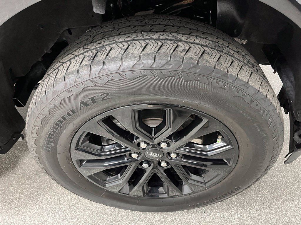 Used 2024 Ford F150 Lariat w/ Equipment Group 502A High AWD/4WD image 18