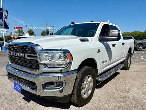 Used 2024 RAM 2500 Big Horn AWD/4WD image 7