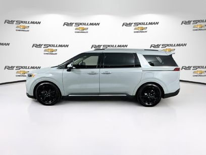 Used 2022 Kia Carnival SX