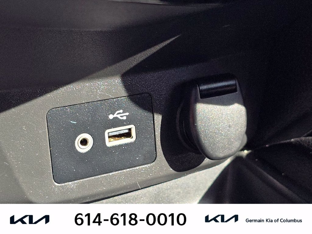 Used 2019 Nissan Rogue SV AWD/4WD image 32