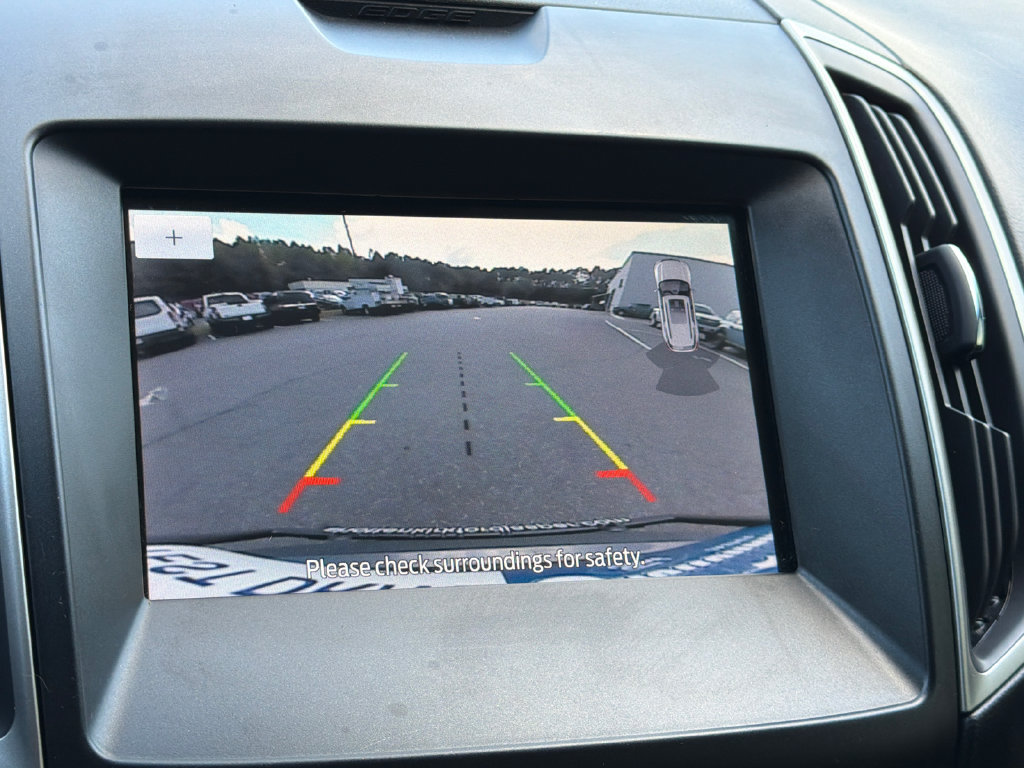 Used 2020 Ford Edge SEL w/ Convenience Package FWD image 29
