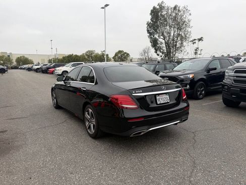 Used 2020 Mercedes-Benz E 350 Sedan image 4