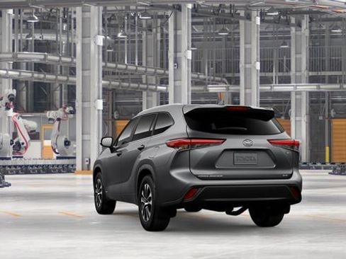New 2026 Toyota Highlander XLE AWD/4WD image 9