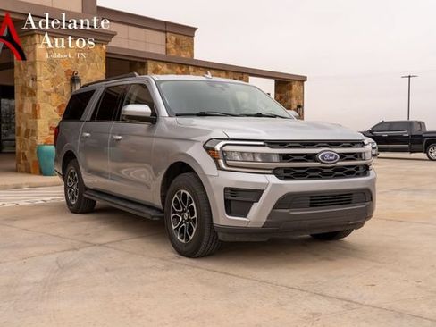 Used 2024 Ford Expedition Max XLT RWD image 2