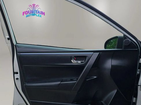 Used 2015 Toyota Corolla S FWD image 20