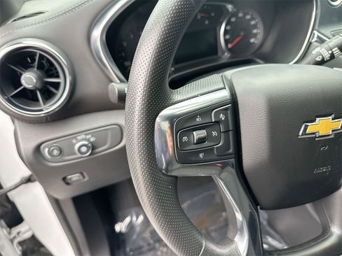 Used 2022 Chevrolet Blazer LT image 17