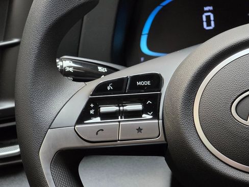 New 2026 Hyundai Elantra SE image 16