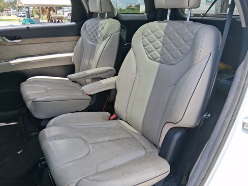 Used 2022 Hyundai Palisade Calligraphy FWD image 17