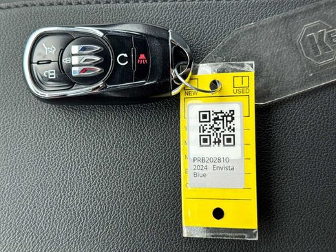 Used 2024 Buick Envista Preferred w/ Convenience I Package FWD image 34