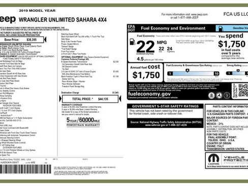 Used 2019 Jeep Wrangler Unlimited Sahara AWD/4WD image 3
