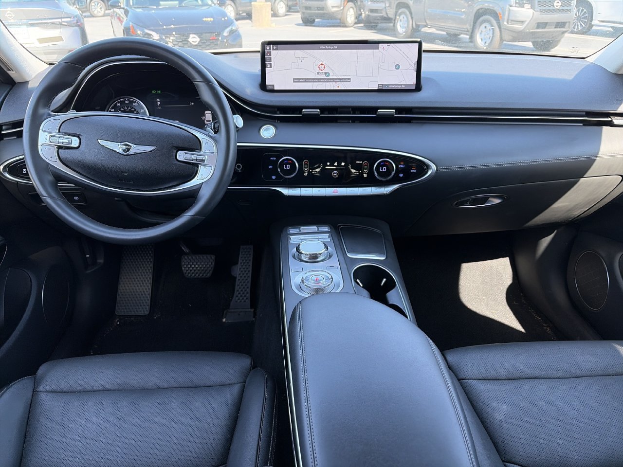 Used 2025 Genesis GV70 2.5T AWD/4WD image 2
