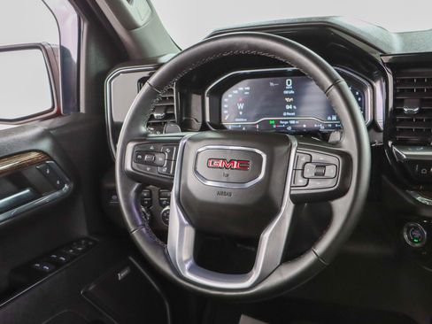 Used 2023 GMC Sierra 1500 Elevation image 13