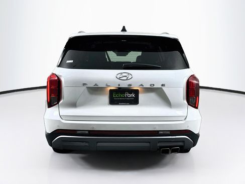Used 2025 Hyundai Palisade SEL FWD image 7