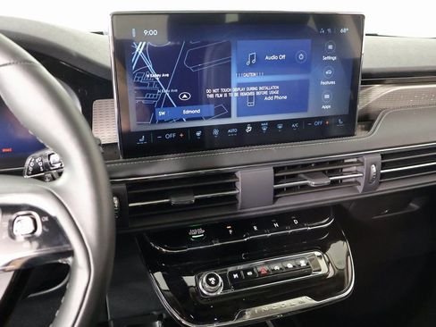 New 2026 Lincoln Corsair Reserve image 5